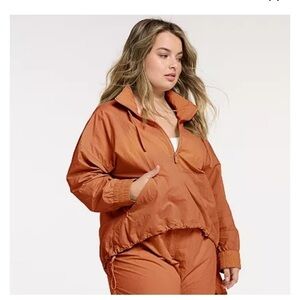 Flx half zip woven crop jacket cinnamon rose size M